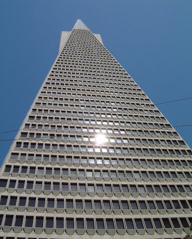 skyscraper in san francisco taken from the ground