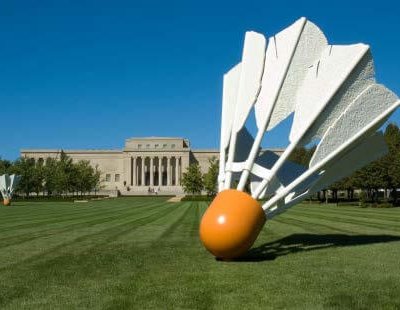 SHUTTLECOCKS AT THE NELSON-ATKINS MUSEUM OF ART